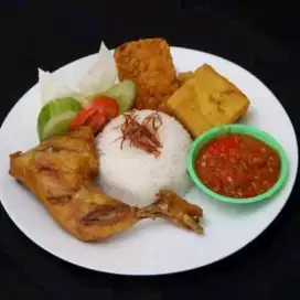 Terima pesanan pecel ayam box