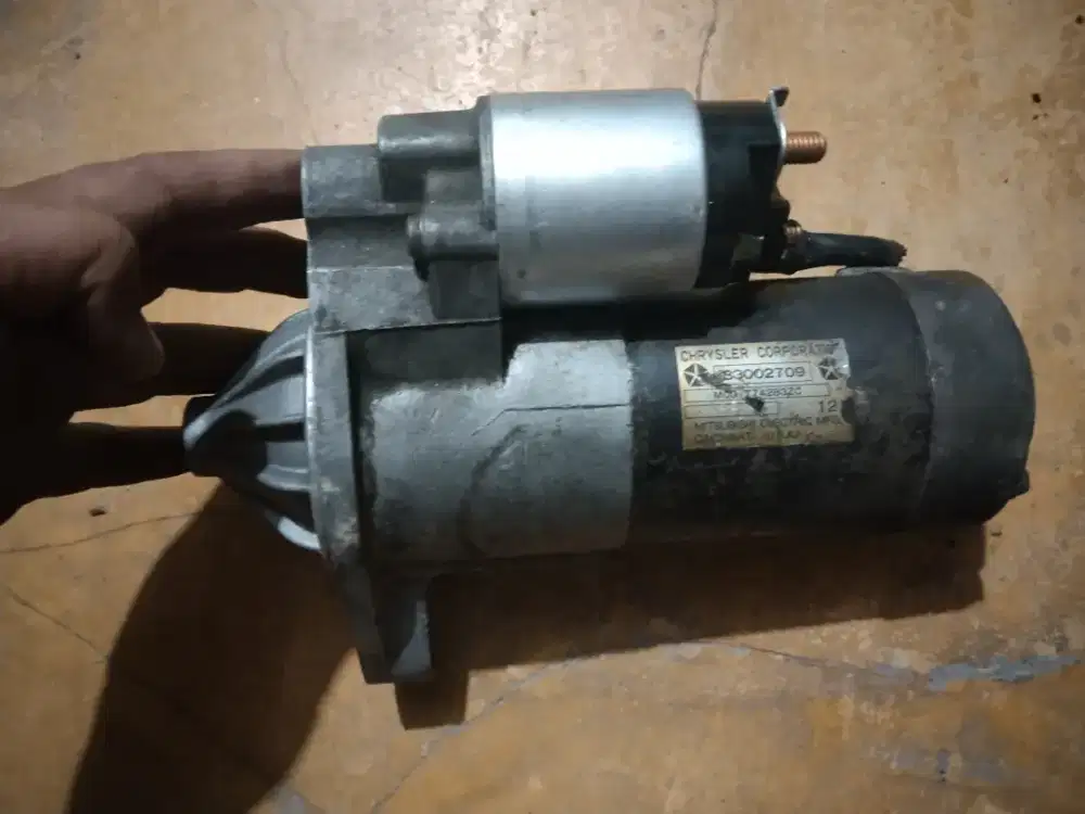 Selang Radiator bawah Jeep Cherokee