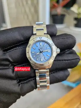 TAG Heuer Aquaracer Professional 200 Light Blue 30mm Quartz WBP1415