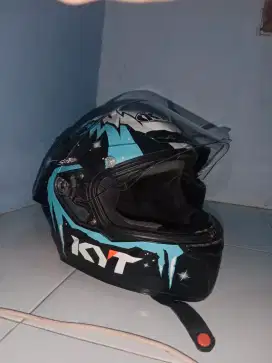 Helm bekas murah