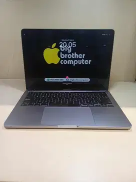 MacBook Pro 2020 M1 8/256