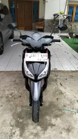 Bissmillah dijual motor Honda Vario Agnes 110 CC 2018