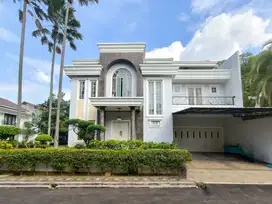 Rumah Bagus Siap Huni Fully Furnished di Graha Taman, Bintaro Jaya Sek