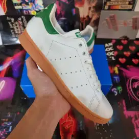 Sepatu Sneakers Casual Pria Adidas White Green Sol Gum