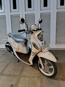 Bissmillah Dijual motor Yamaha Fino premium 2017 istimewa