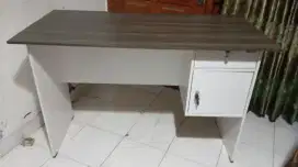 Meja kerja/meja belajar active