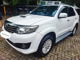 Fortuner G Diesel 2015 AT ( seperti baru)