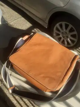 Tas pria selempang  coach mewah