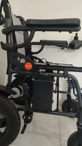 Kursi Roda Elektrik (Onemad)