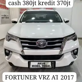 FORTUNER 2.4 VRZ 4X2 MATIC SOLAR 2017 PUTIH FUL ORI KREDIT MUDAH