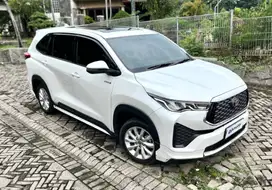 TOYOTA KIJANG INNOVA 2.0 ZENIX V HV CVT MODELLISTA HYBRID MATIC