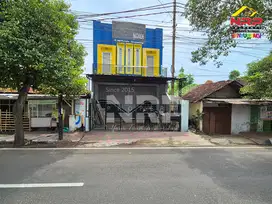 Disewakan Ruko Strategis 2 Lantai di JL. Adi Sucipto - Banyuwangi