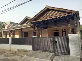 Di Jual Rumah Posisi Hoek - Jaticempaka Bekasi Barat