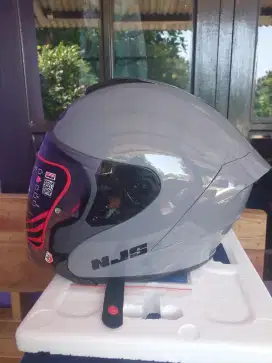 Helm SJS KAIROZ edisi ga jadi pakai (like new)