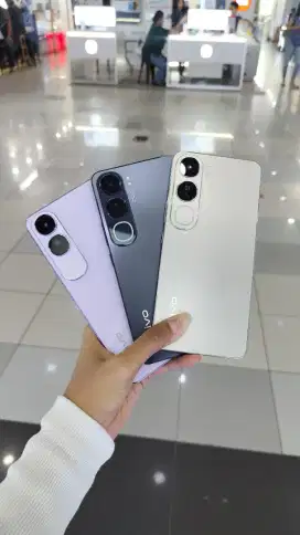 VIVO V40 Lite (Silver, Black & Purple