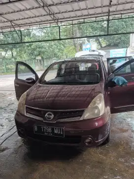 Nissan Grand livina XV At 2011 Bensin ViVo