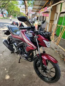 Vixion R warna merah maroon silver