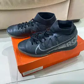 Sepatu Futsal Nike Superfly 7 Original like new size 39.5