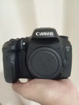 Canon 7D body only