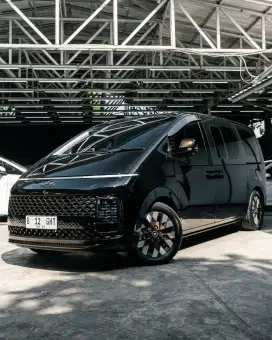Hyundai staria pemakaian pribadi