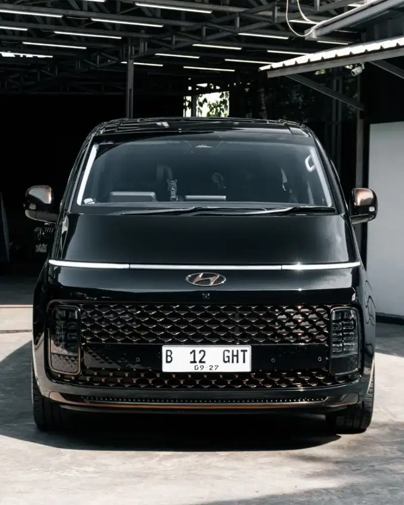 Hyundai staria &seater 2022 KM 18.7xx