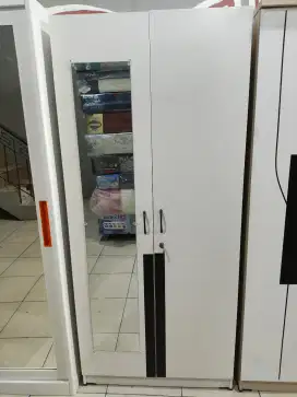 Lemari pakaian minimalis 2 pintu