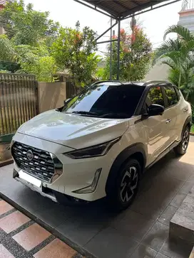 NISSAN MAGNITE - 1.0L PREMIUM CVT TWO TONE 2023