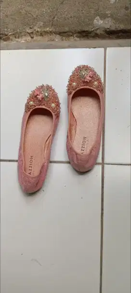 129-165 Pink Glistening Flat Pazzion size 37