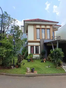 Dijual Rumah Posisi Hoek di Legenda Wisata Cibubur