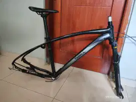 Frameset thrill cleave 1.0 tahun 2020 frame +fork