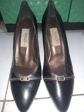 Sepatu Bally uk 41