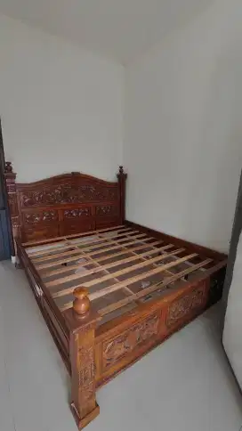 Dipan / Ranjang Kayu Jati Asli 180x200