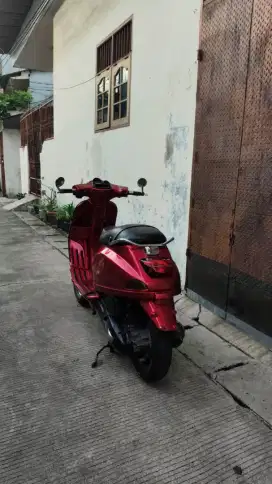 Jual BU ( butuh cepat ) Vespa S 125