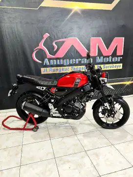 Yamaha XSR 155cc candy red2024 km.6rb mulus. Anugerah motor rungkut