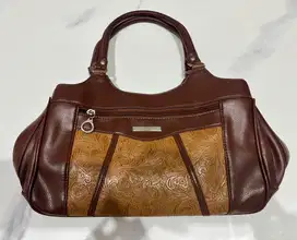 Tas Wanita Kantong Banyak