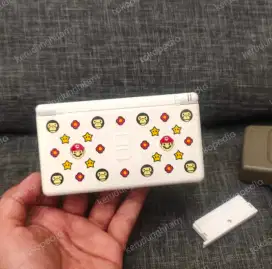 Nds lite limited edition mulus banyak game