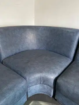 Sofa L Shape kulit synthetic premium plus meja oval