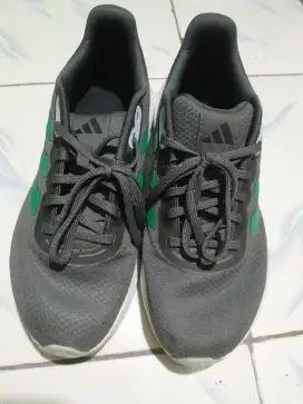DIJUAL Sepatu Adidas Runfalcon 3.0 ukuran 8.5 (26.5cm)