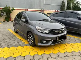 Honda Brio RS CVT AT 2022 KM 12rb pajak panjang Seperti baru