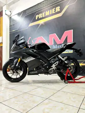 Yamaha R15 black Matte 2022 mewah siap tampil. Anugerah motor rungkut