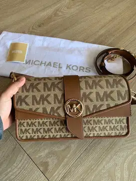 MICHAEL KORS GREENWICH