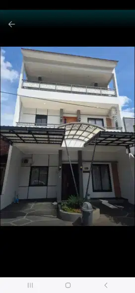 Dijual rumah minimalis modern furnish  di sentul.city