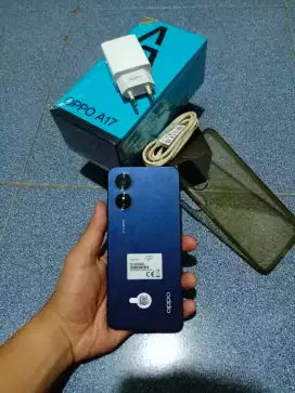 Hp Oppo A17 bekas rasa baru