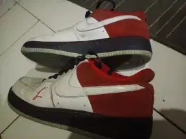 Sepatu Nike Air Force 1 lovelife low
