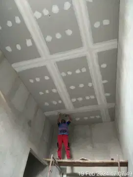 Rata bebas gelombang spesialist gypsum