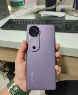 Vivo V40 5G 12/256 ungu