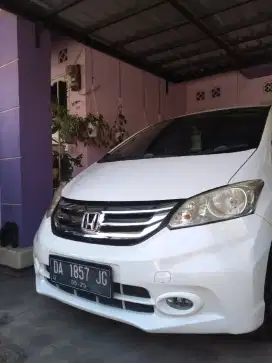 Honda freed 2015 psd istemewa