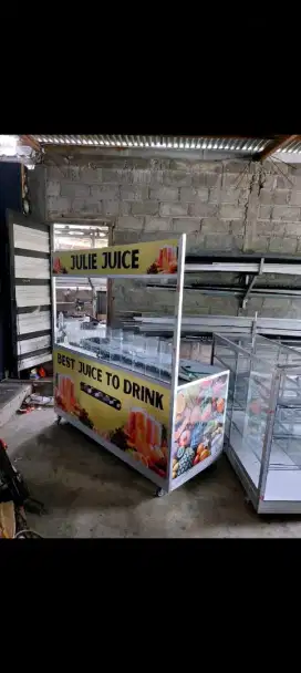 Gerobak etalase jus buah