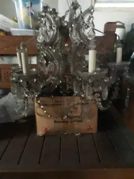 Lampu gantung kristal