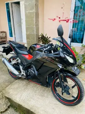 Honda CBR 2015 jual aja